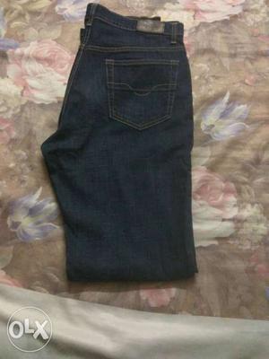 34 size blue jeans