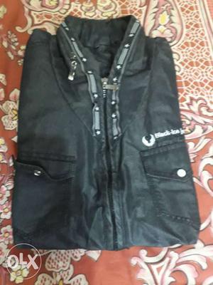 Black half jacket xl unused best quality