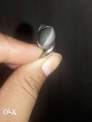 Cats eye in pure silver from Iraq with hiwaz e