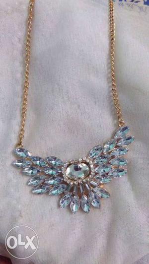 Diamond Gold-colored Pendant Necklace