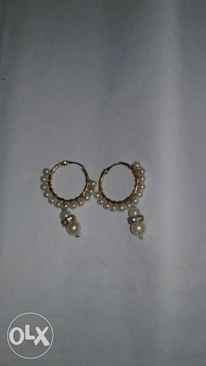 Pair Of Silver-colored Beaded Earrings