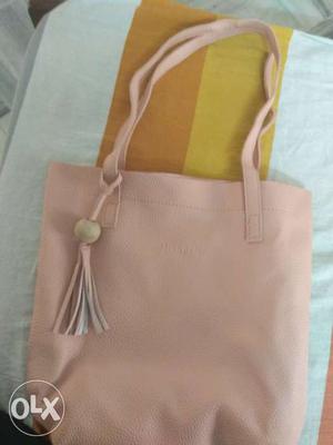 Peach bag 3 pc brand new good stuff