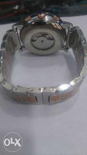 Round Silver-colored Watch With Link Bracelet