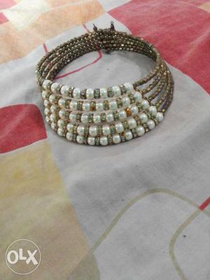 White pearl embeded neckless