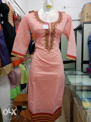 Women's Pink Scoop Neck Long-sleeve Dress
