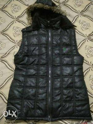 Woodland black brand new jacket.. XL..