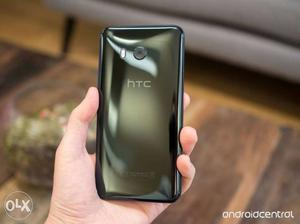 HTC U11 only 20 days old. With all accessories