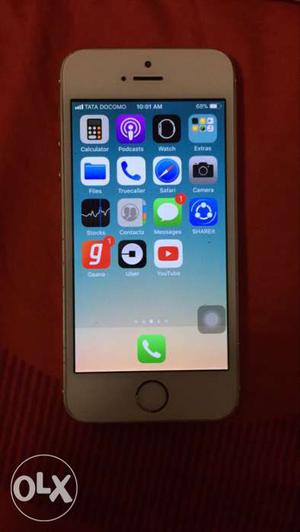 IPhone 5s 32GB for sale, it’s one year old no