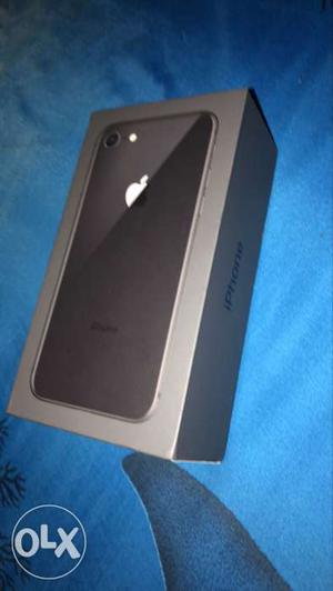 IPhone 8 64 gb black with bill