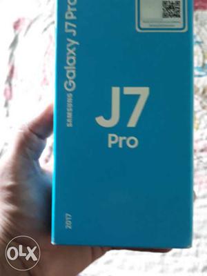 J7 pro new No scrach Dubai phone 2 year waranty