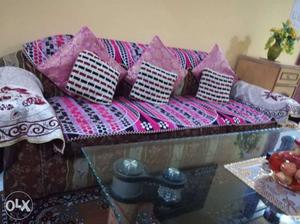 8 years old sofa set. 3+1+1 Cushions, covers and