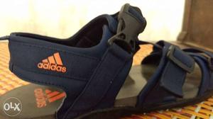 Adidas sandals.Unbox less than 2weeks..no any