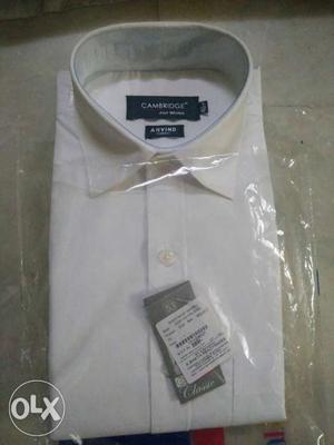 Brand new Cambridge White shirt Size 40 Colour