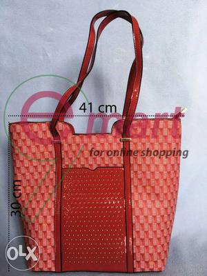 Esbeda Red Purse with Uniq look and design Its