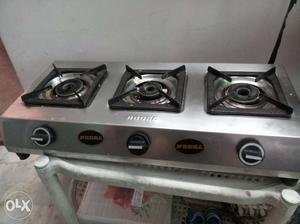 Gas stove 3 burner with good condition
