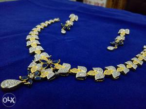Gold-colored And Silver-colored Collar Necklace With