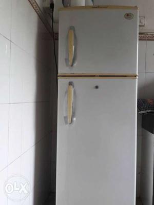 LG 250 L double door fridge in working condition