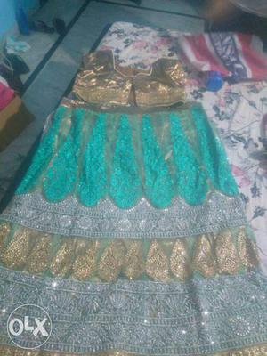 Lehnga only used once. As good as brand new.