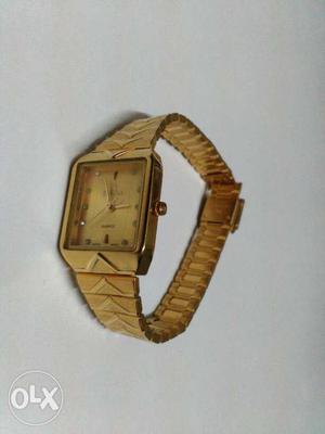 New quartz mema watch imported..