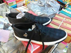 Pair Of Black-and-white Hermes Low-top Sneakers