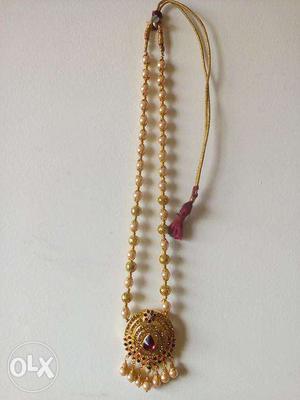 Pearl necklace with pendent