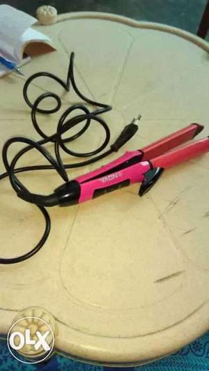 Pink Electric Hair Iron