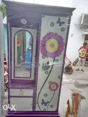 Purple And White Floral Printed Chifforobe