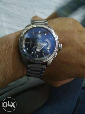 Round Blue And Silver-colored Chronograph Watch With Link