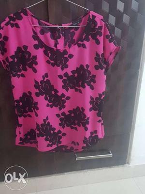 VH size L pink top