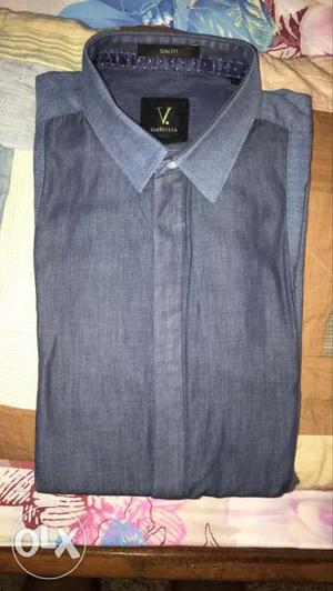 Van Heusen Shirt medium size- used once