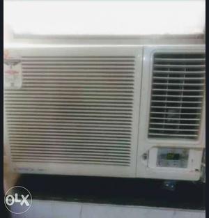 White Window-type Air Conditioner