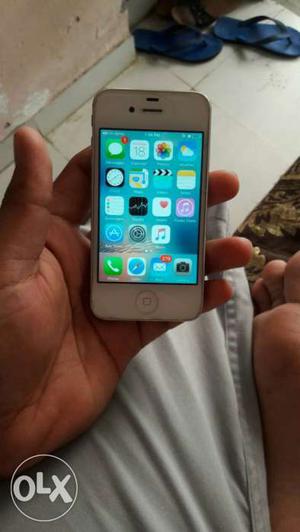 A very excellent condition iphone 4s is for sell