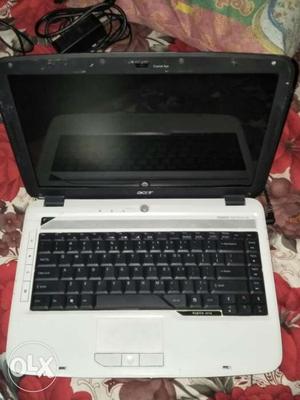 Acer laptop core2duo /120 HDD/ 1gb ram