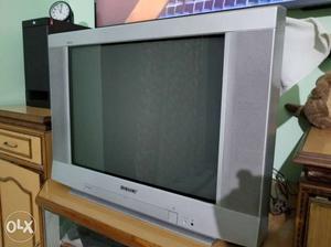 I m selling my 25 inch sony colour television. Tv