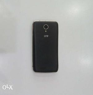 Lyf Flame 6,charger Available And New Battery