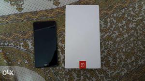 Oneplus 3t 1 week old... In brand new condition with
