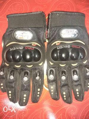 Black Motorcycle Gloves