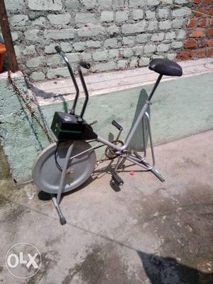 Gray And Black Stationary Bicycle Trainer