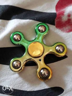 Green And Gold 5-blade Fidget Spinner