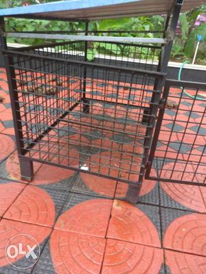 Heavy duty dog kennel made for rotweiller but