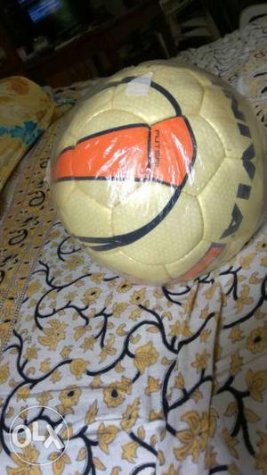 Nivia Futsal ball..