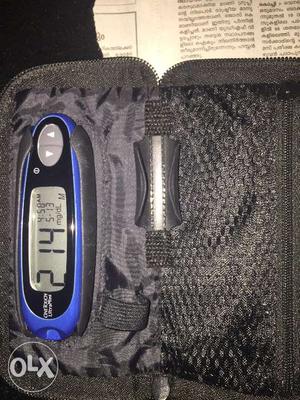 One touch ultra glucometer two weeks old, just