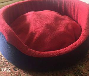 Pet bed in good condition best for dogs and cats