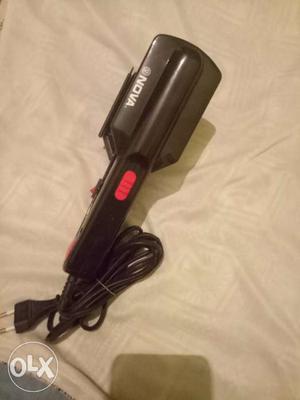 Hair straighter for sale only 300