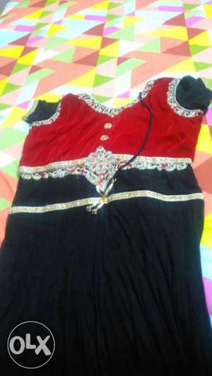 Red And Black Floral Short-sleeve Dress