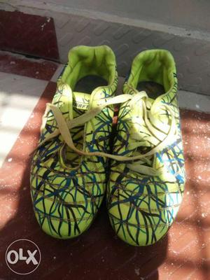 Sold fluto football boots size 6