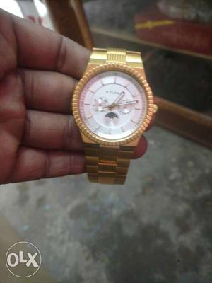 White Chronograph Watch With Gold Link
