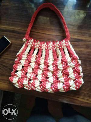 Women's White And Red Knitted Shoulder Bag