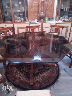 Beautiful Dining Table with 8 chairs, Octagon