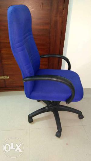 Blue And Black Fabric Padded Rolling Chair